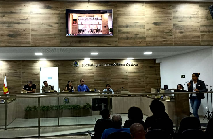 Read more about the article Prefeitura, em parceria com a Câmara, realizou reunião que visa implantação do conselho de segurança
