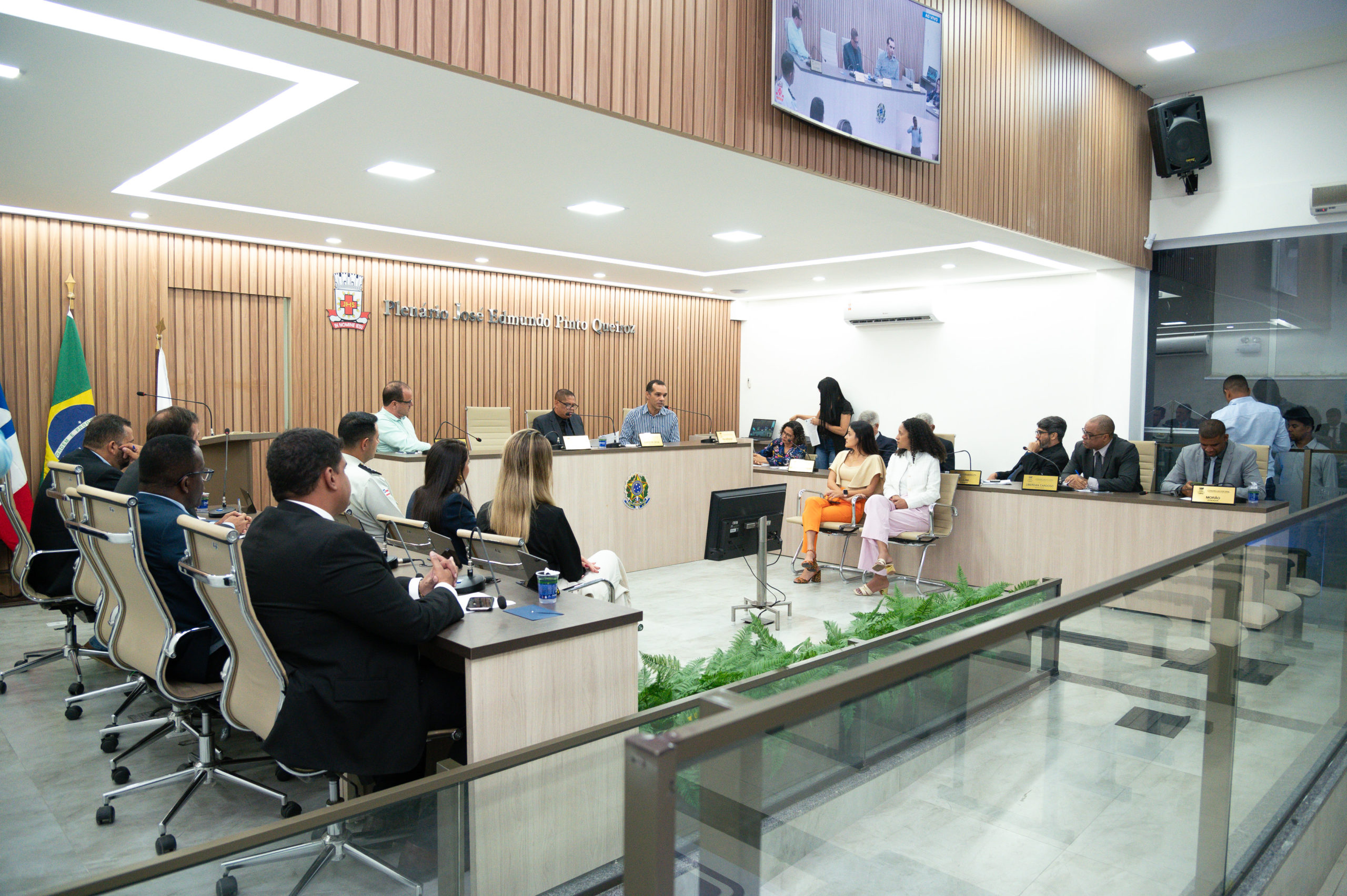 Read more about the article Câmara Municipal realiza audiência pública para discutir alternativas para combater poluição sonora no município